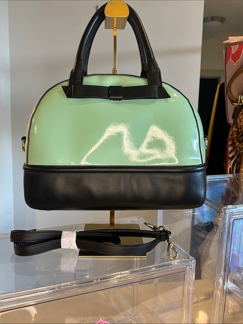 kate spade Chelsea Park Mint and Black Patent Dome Satchel 12.5”x 5”x 9.5” EUC - Picture 4 of 8